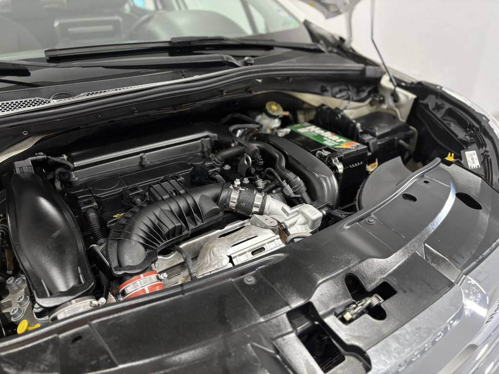 Imagem do veículo PEUGEOT 2008 1.6 16V THP FLEX GRIFFE 4P MANUAL