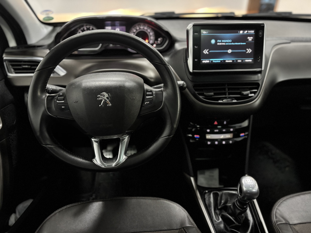 Imagem do veículo PEUGEOT 2008 1.6 16V THP FLEX GRIFFE 4P MANUAL