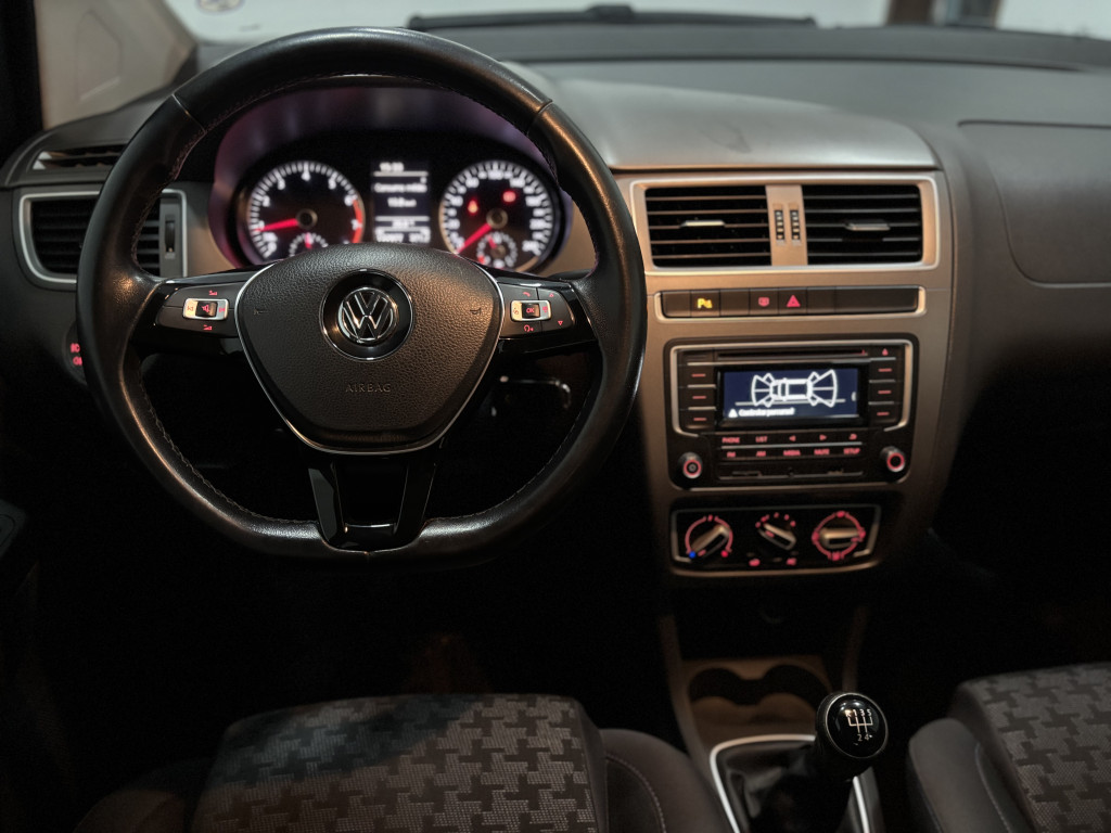 Imagem do veículo VOLKSWAGEN FOX 1.6 MSI COMFORTLINE 8V FLEX 4P MANUAL
