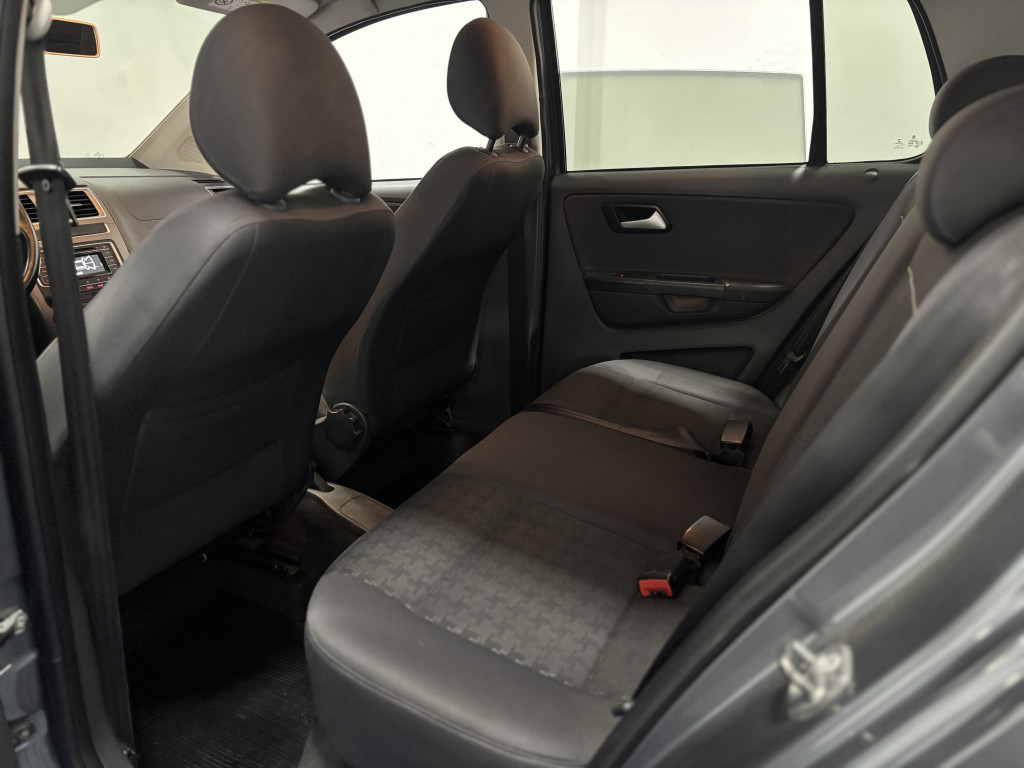 Imagem do veículo VOLKSWAGEN FOX 1.6 MSI COMFORTLINE 8V FLEX 4P MANUAL