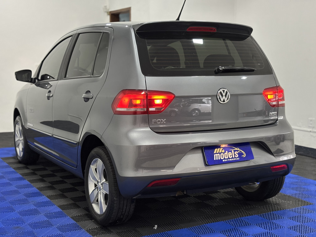 Imagem do veículo VOLKSWAGEN FOX 1.6 MSI COMFORTLINE 8V FLEX 4P MANUAL