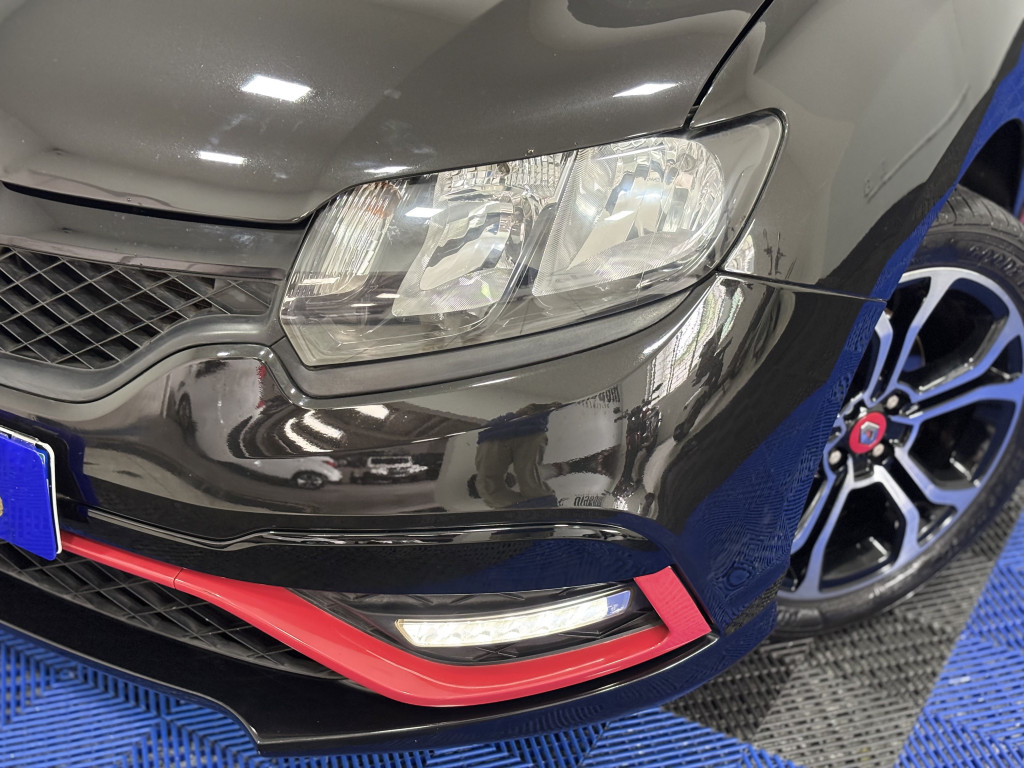 Imagem do veículo RENAULT SANDERO 2.0 16V HI-FLEX RS RACING SPIRIT MANUAL