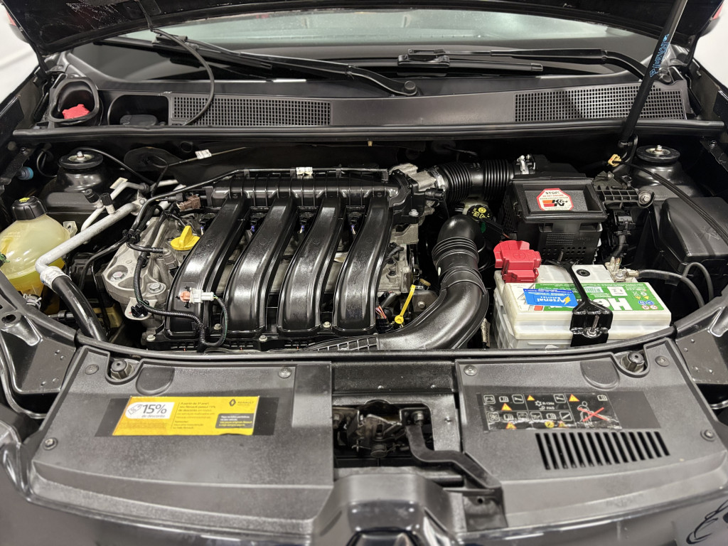 Imagem do veículo RENAULT SANDERO 2.0 16V HI-FLEX RS RACING SPIRIT MANUAL