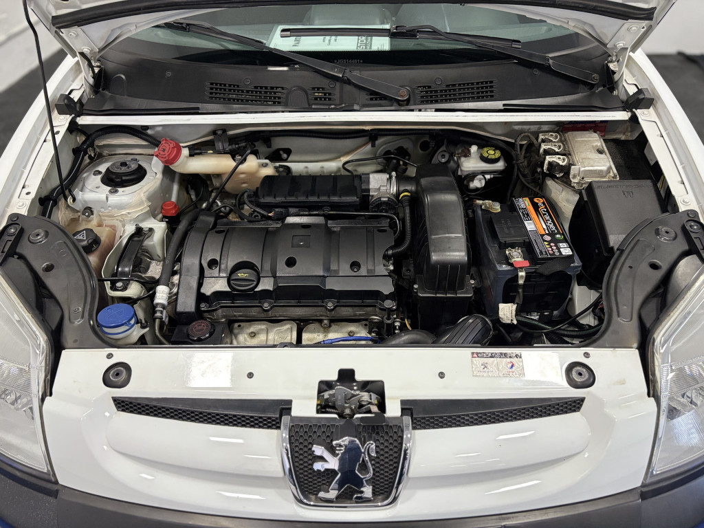 Imagem do veículo PEUGEOT PARTNER 1.6 FURGÃO 16V GASOLINA 2P MANUAL