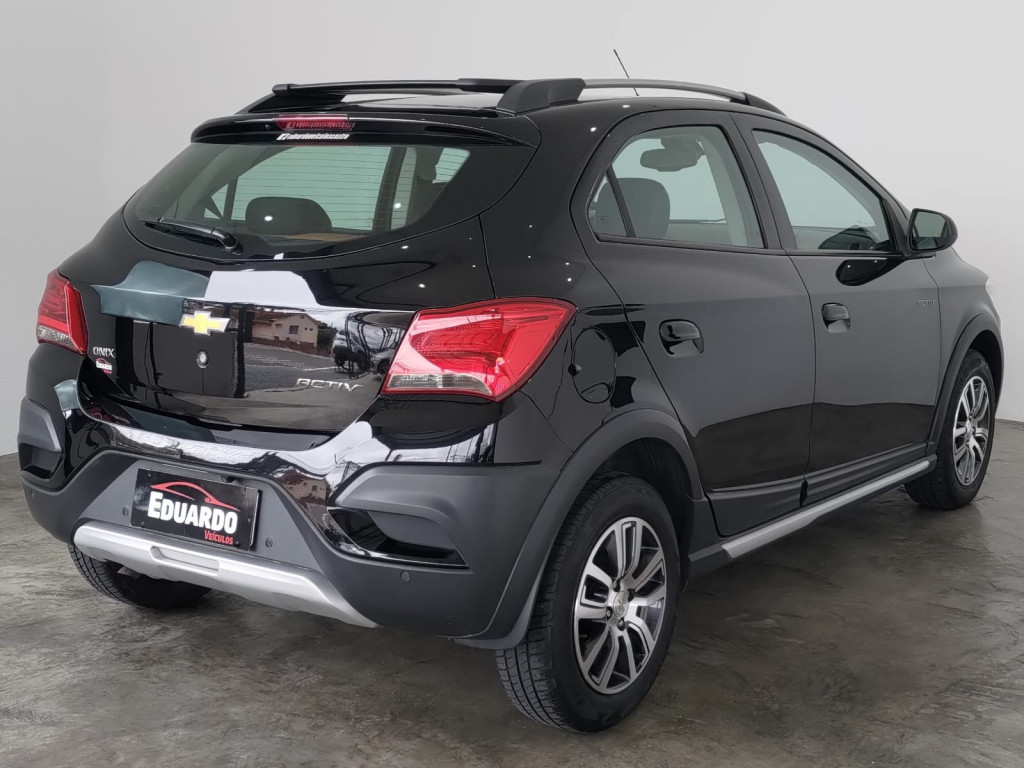 Imagem do veículo CHEVROLET ONIX 1.4 MPFI ACTIV 8V FLEX 4P AUTOMÁTICO