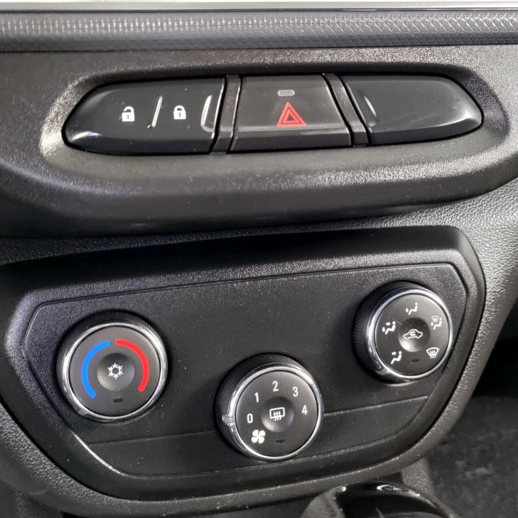 Imagem do veículo CHEVROLET SPIN 1.8 ACTIV7 8V FLEX 4P AUTOMÁTICO