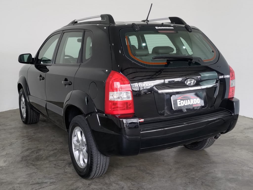 Imagem do veículo HYUNDAI TUCSON 2.0 MPFI GLS BASE 16V 143CV 2WD FLEX 4P AUTOMÁTICO
