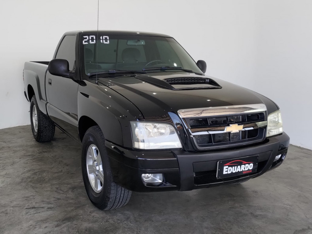 CHEVROLET S10 2.4 MPFI ADVANTAGE 4X2 CS 8V FLEX 2P MANUAL