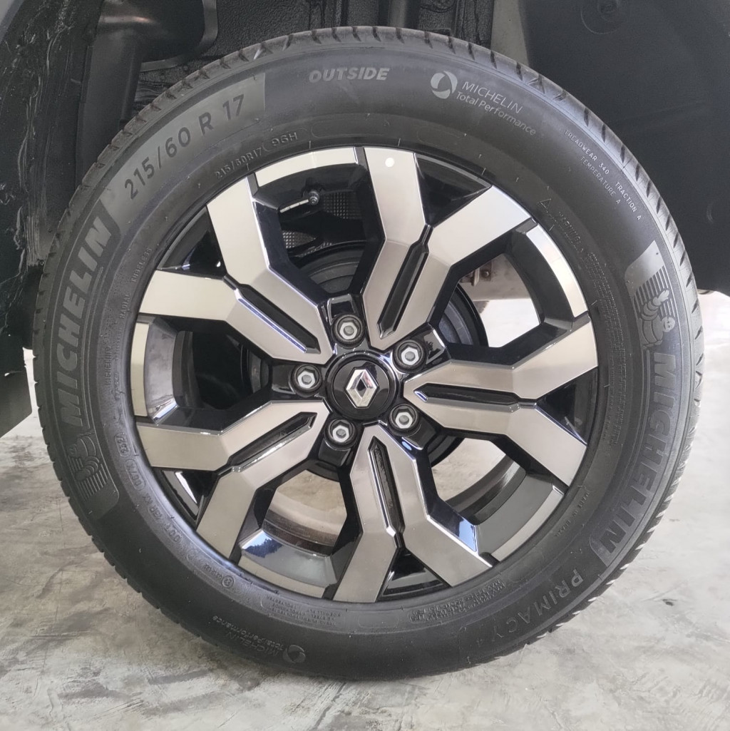 Imagem do veículo RENAULT DUSTER Iconic 1.3 TB 16V Flex Aut.