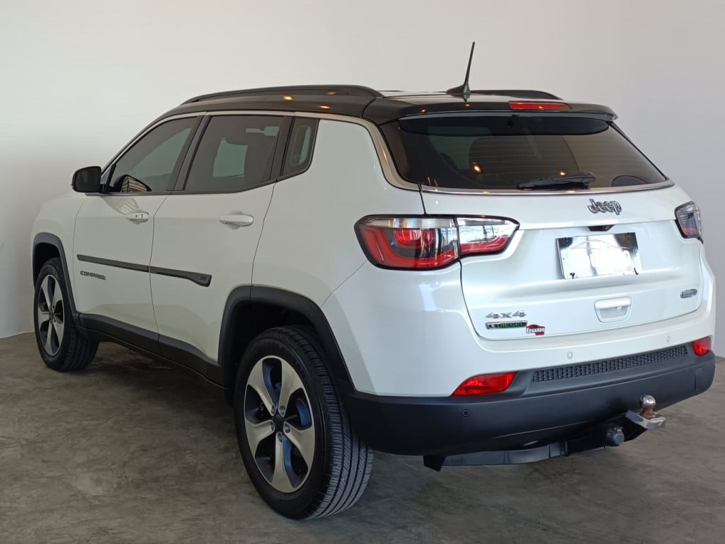 Imagem do veículo JEEP COMPASS 2.0 16V DIESEL LONGITUDE 4X4 AUTOMÁTICO