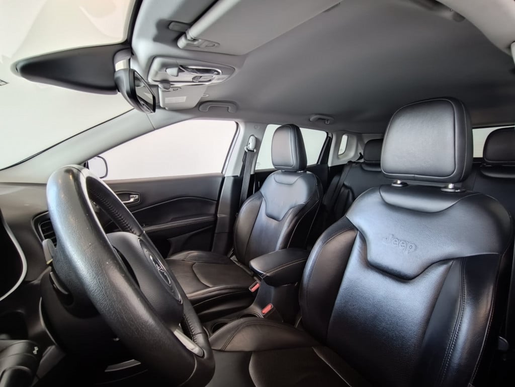 Imagem do veículo JEEP COMPASS 2.0 16V DIESEL LONGITUDE 4X4 AUTOMÁTICO
