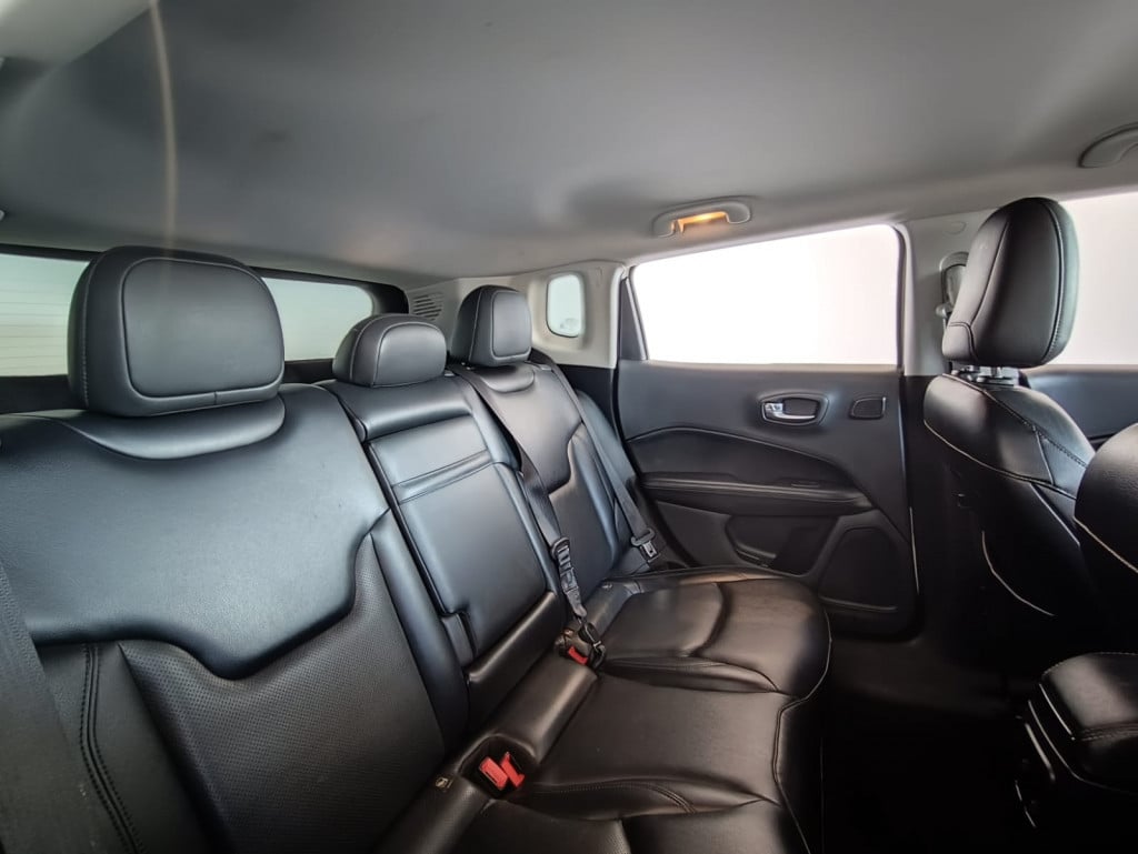 Imagem do veículo JEEP COMPASS 2.0 16V DIESEL LONGITUDE 4X4 AUTOMÁTICO