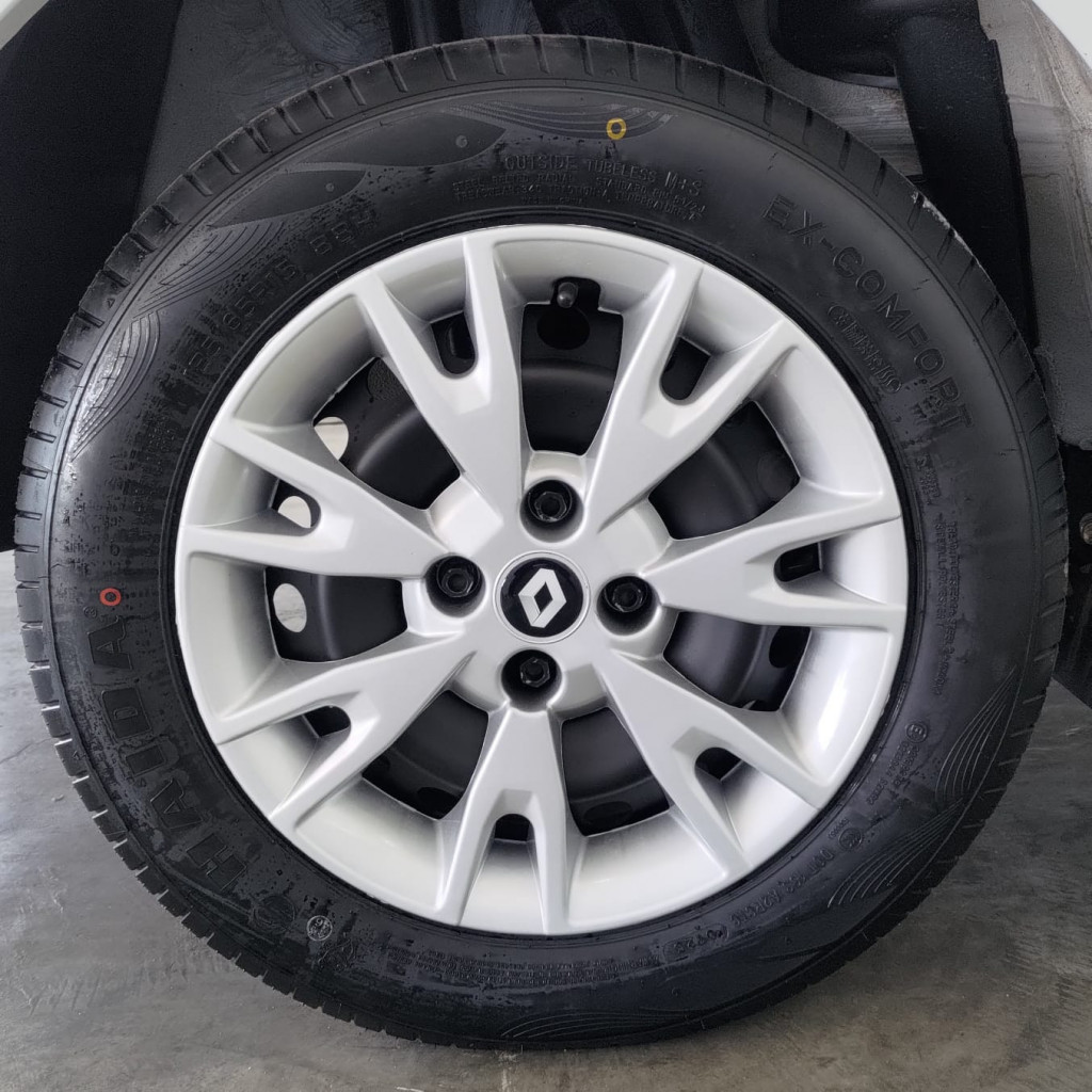 Imagem do veículo RENAULT LOGAN 1.6 16V SCE FLEX ZEN MANUAL
