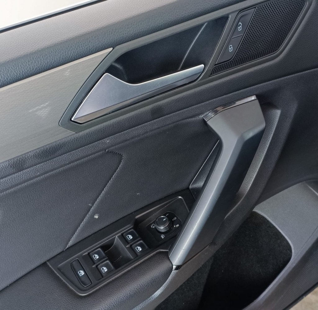 Imagem do veículo VOLKSWAGEN TIGUAN 1.4 250 TSI TOTAL FLEX ALLSPACE COMFORTLINE TIPTRONIC
