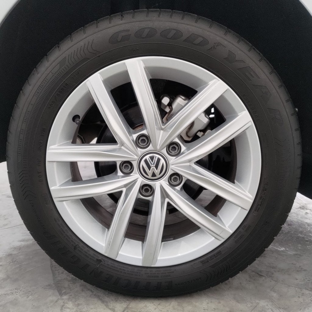 Imagem do veículo VOLKSWAGEN GOLF 1.0 200 TSI TOTAL FLEX COMFORTLINE TIPTRONIC