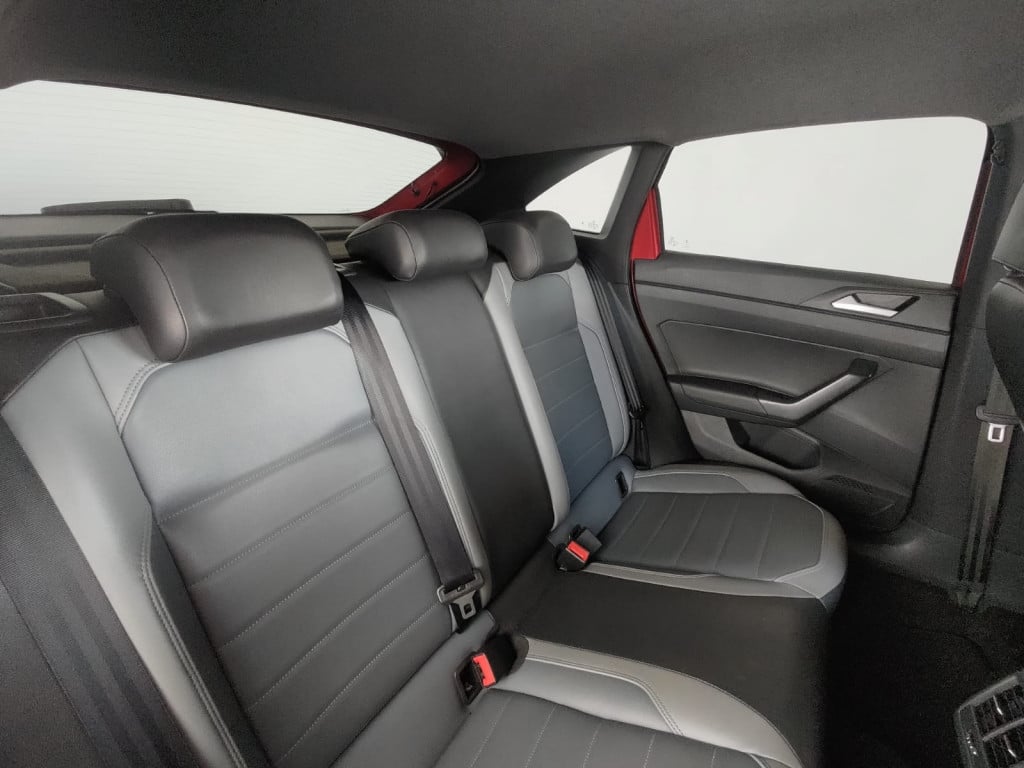 Imagem do veículo VOLKSWAGEN NIVUS 1.0 200 TSI TOTAL FLEX HIGHLINE AUTOMÁTICO