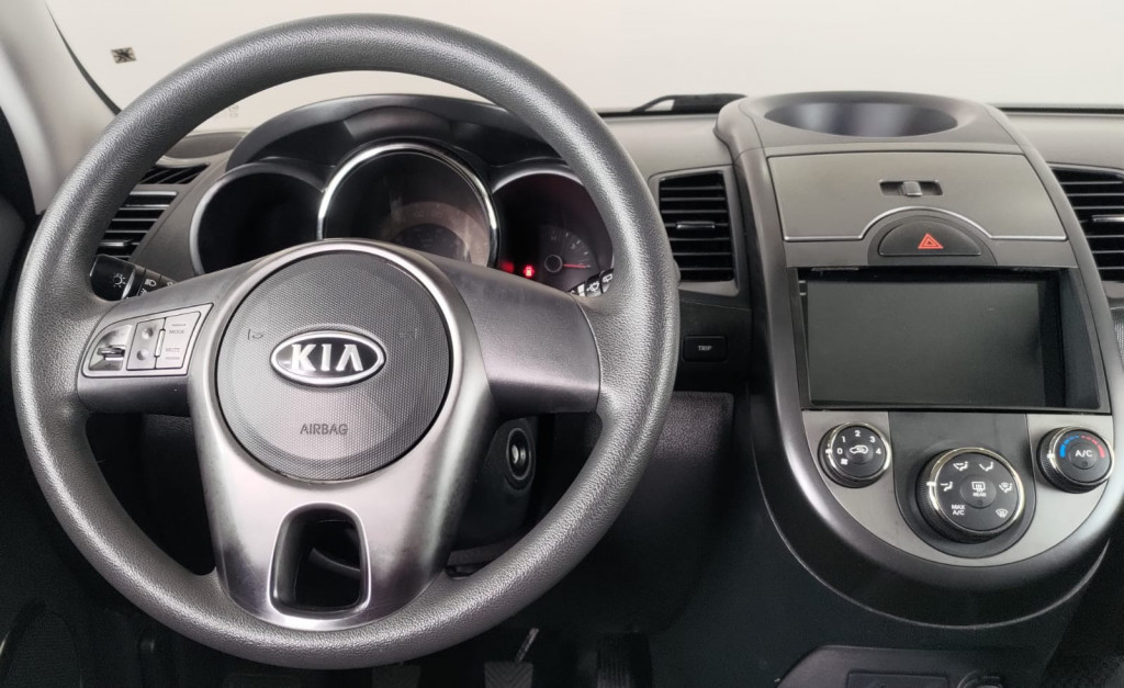 Imagem do veículo KIA SOUL 1.6 EX 16V FLEX 4P MANUAL
