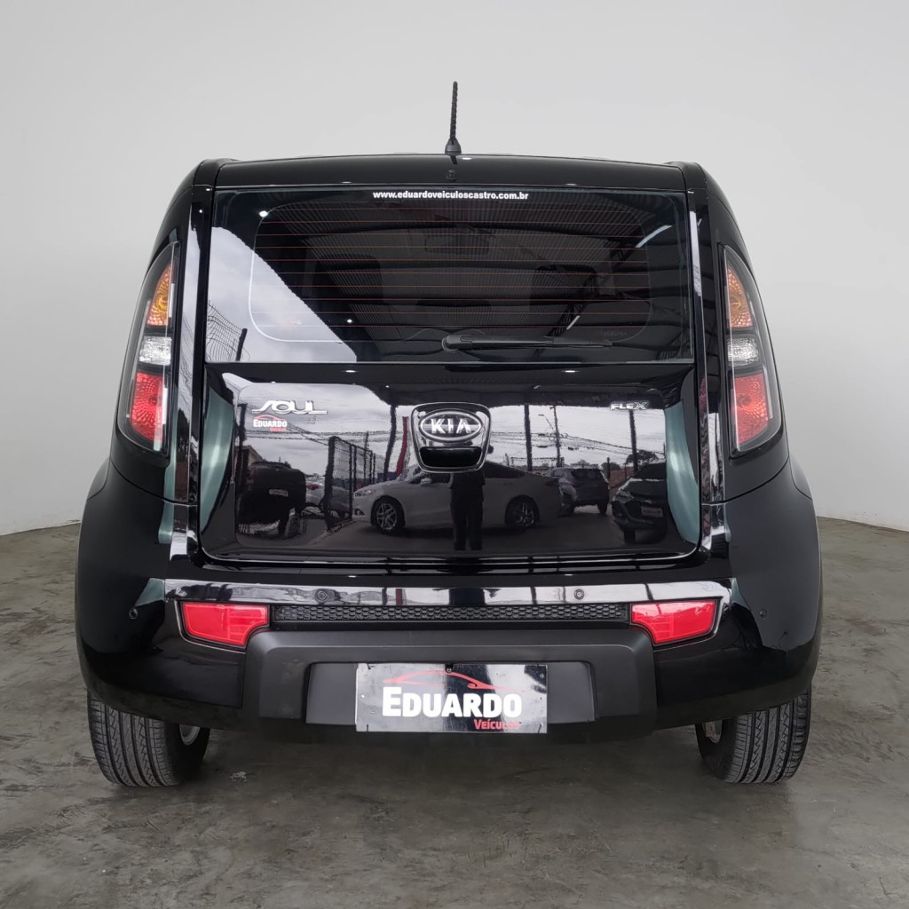 Imagem do veículo KIA SOUL 1.6 EX 16V FLEX 4P MANUAL