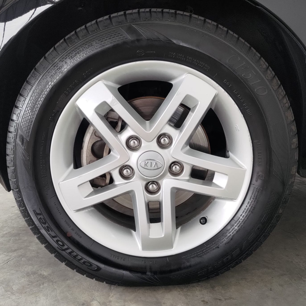 Imagem do veículo KIA SOUL 1.6 EX 16V FLEX 4P MANUAL