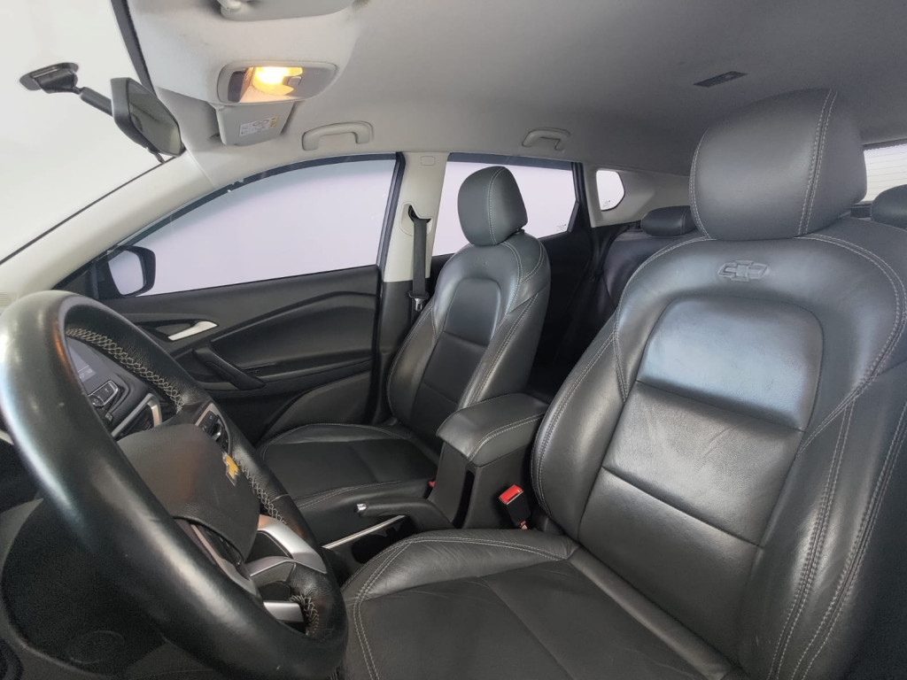 Imagem do veículo CHEVROLET TRACKER 1.0 TURBO FLEX LT AUTOMÁTICO