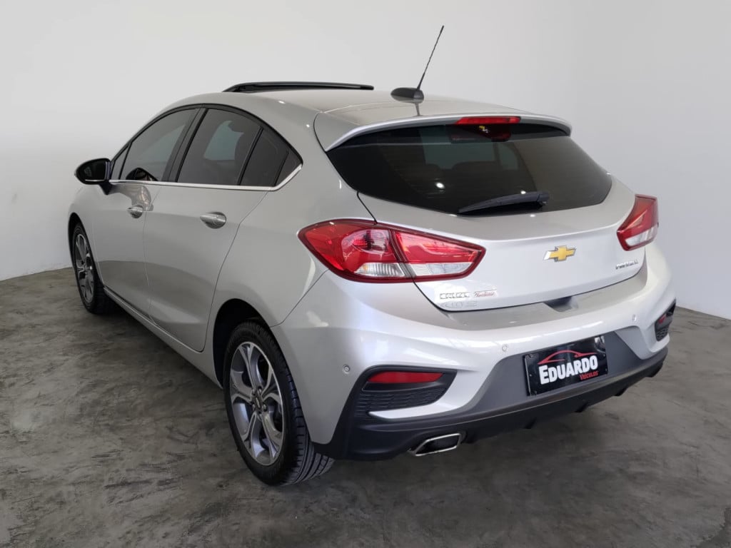 Imagem do veículo CHEVROLET CRUZE 1.4 TURBO FLEX SPORT6 PREMIER AUTOMÁTICO