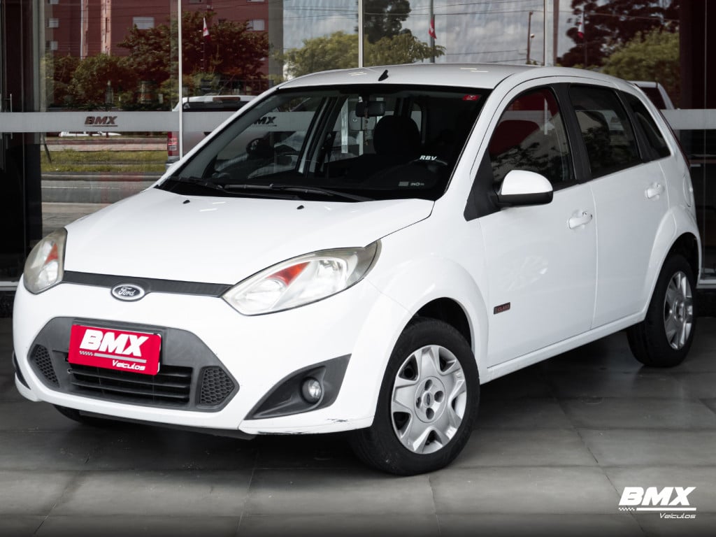 Imagem do veículo FORD FIESTA 1.6 MPI CLASS HATCH 8V FLEX 4P MANUAL