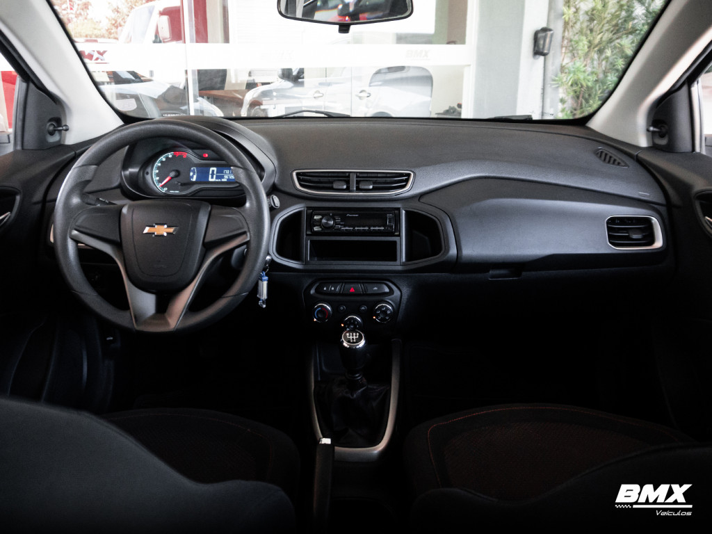 Imagem do veículo CHEVROLET ONIX 1.4 MPFI LT 8V FLEX 4P MANUAL