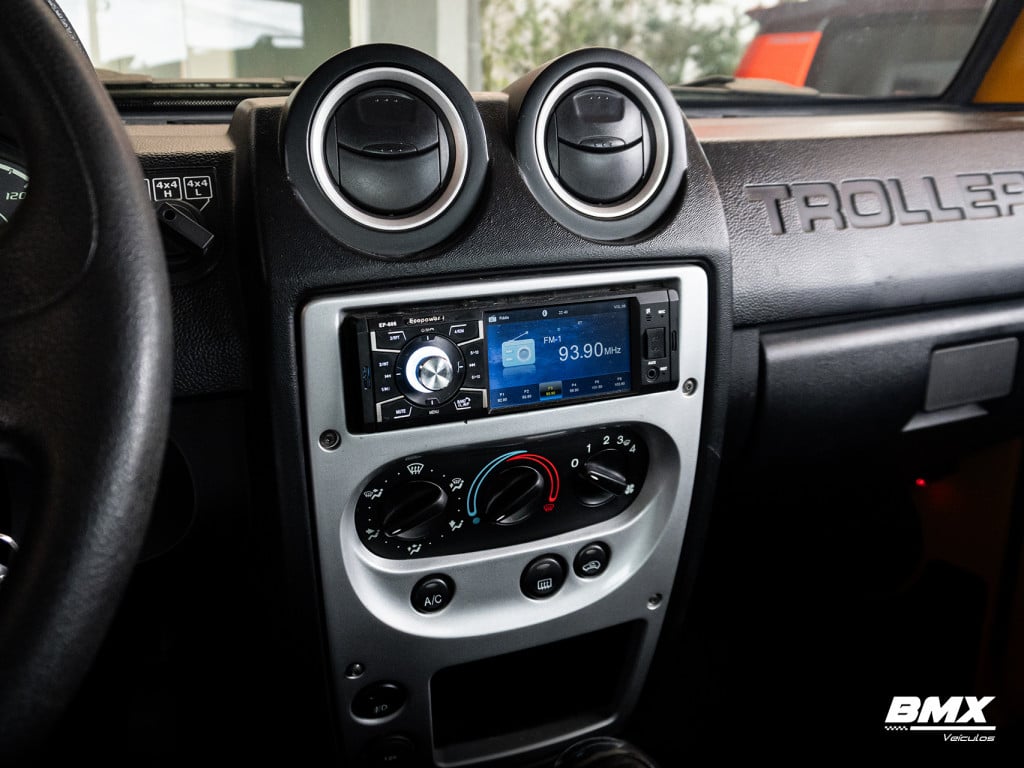 Imagem do veículo TROLLER T4 3.2 TGV 4X4 16V TURBO DIESEL 2P MANUAL