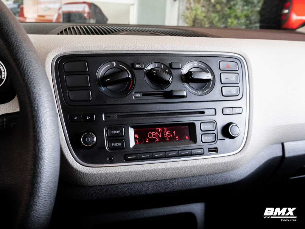 Imagem do veículo VOLKSWAGEN UP 1.0 TSI MOVE UP 12V FLEX 4P MANUAL