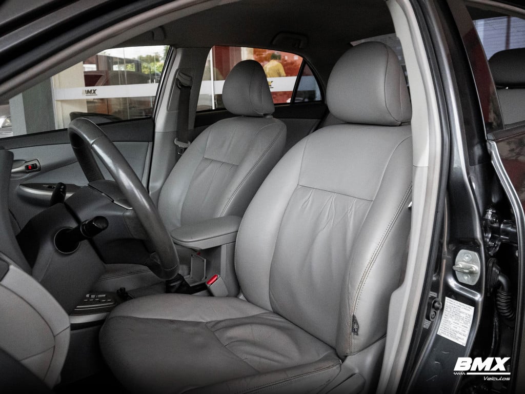 Imagem do veículo TOYOTA COROLLA 1.8 XEI 16V FLEX 4P AUTOMÁTICO