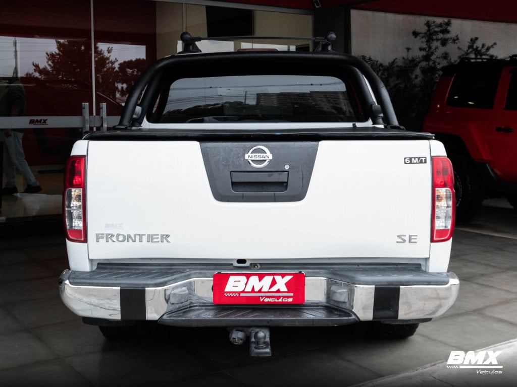 Imagem do veículo NISSAN FRONTIER 2.5 SE ATTACK 4X2 CD TURBO ELETRONIC DIESEL 4P MANUAL