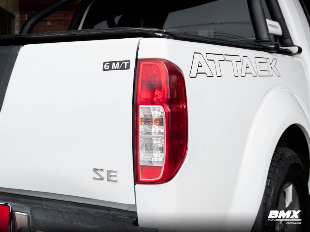 Imagem do veículo NISSAN FRONTIER 2.5 SE ATTACK 4X2 CD TURBO ELETRONIC DIESEL 4P MANUAL