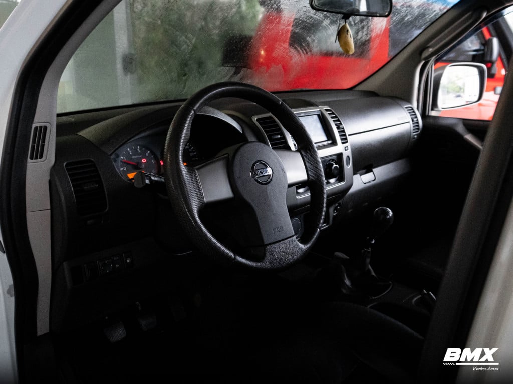Imagem do veículo NISSAN FRONTIER 2.5 SE ATTACK 4X2 CD TURBO ELETRONIC DIESEL 4P MANUAL