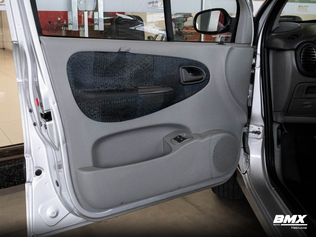 Imagem do veículo RENAULT SCÉNIC 1.6 PRIVILÈGE 16V GASOLINA 4P MANUAL