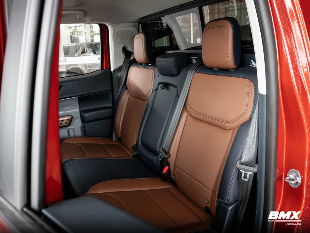 Imagem do veículo FORD MAVERICK Lariat FX4 2.0 EcoBoost Aut