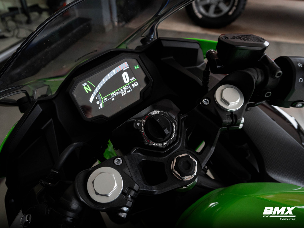 Imagem do veículo KAWASAKI Ninja 500 SE