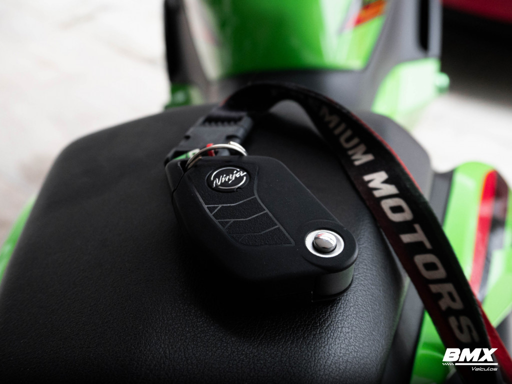 Imagem do veículo KAWASAKI Ninja 500 SE