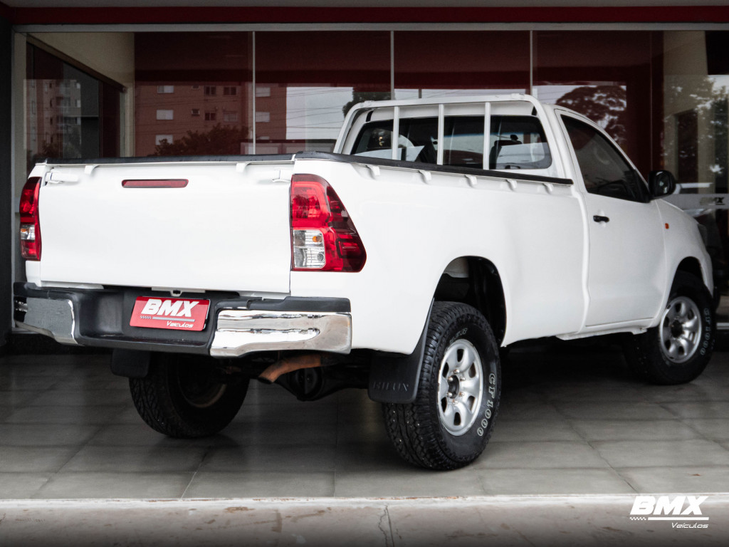 Imagem do veículo TOYOTA HILUX 3.0 4X4 CS 16V TURBO INTERCOOLER DIESEL 2P MANUAL