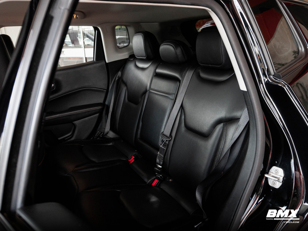 Imagem do veículo JEEP COMPASS 2.0 16V FLEX LONGITUDE AUTOMÁTICO