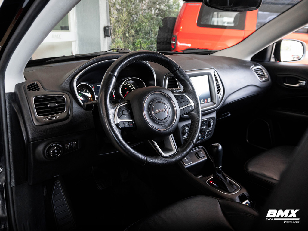 Imagem do veículo JEEP COMPASS 2.0 16V FLEX LONGITUDE AUTOMÁTICO