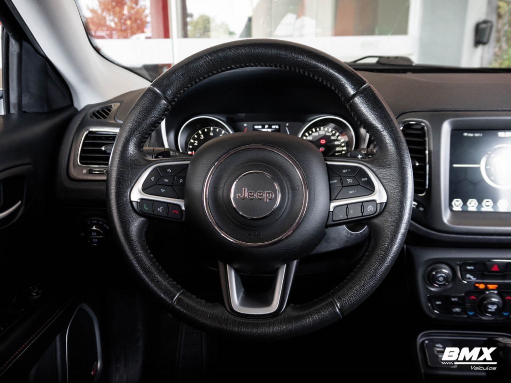 Imagem do veículo JEEP COMPASS 2.0 16V FLEX LONGITUDE AUTOMÁTICO