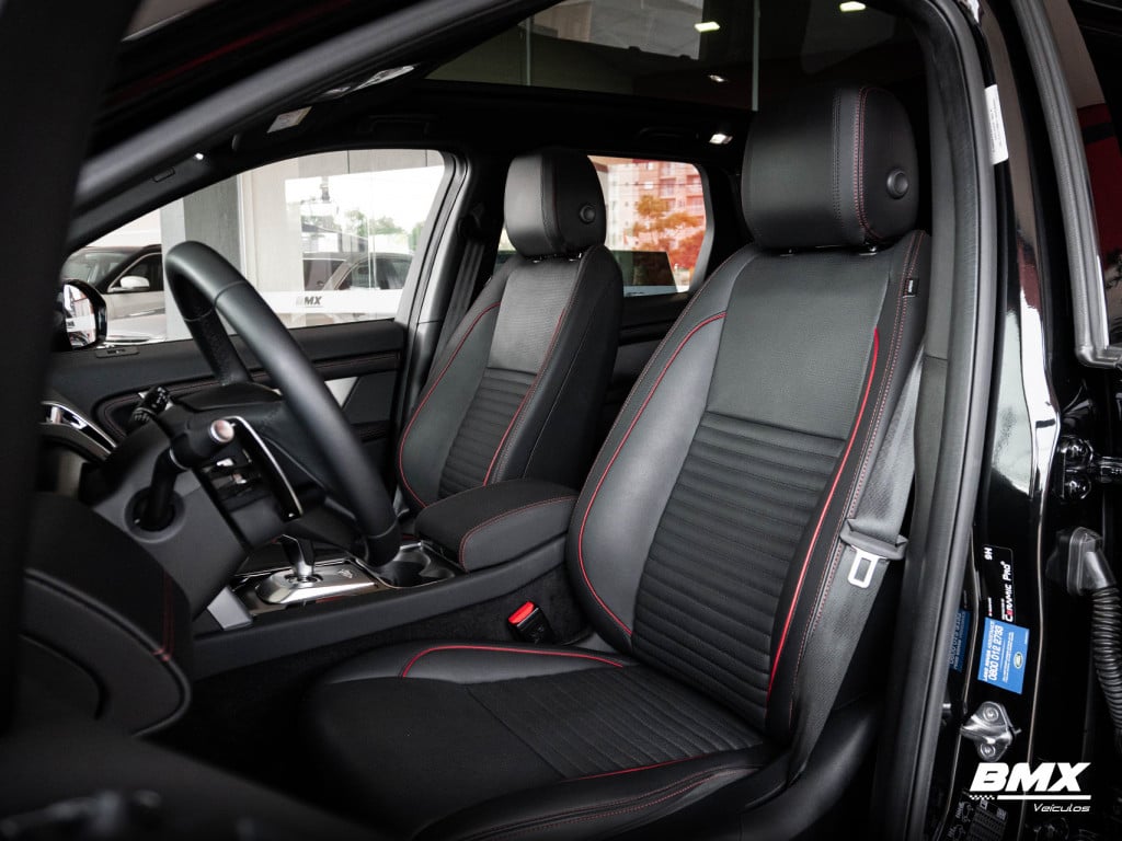 Imagem do veículo LAND ROVER DISCOVERY SPORT 2.0 D200 TURBO DIESEL SE AUTOMÁTICO