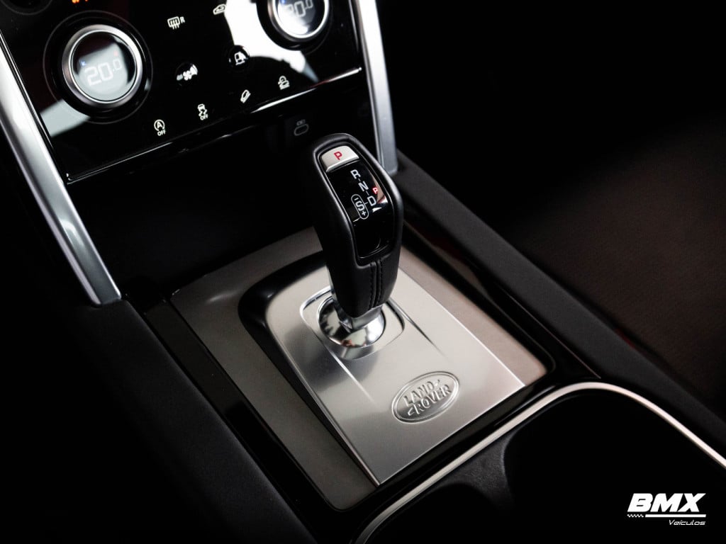Imagem do veículo LAND ROVER DISCOVERY SPORT 2.0 D200 TURBO DIESEL SE AUTOMÁTICO
