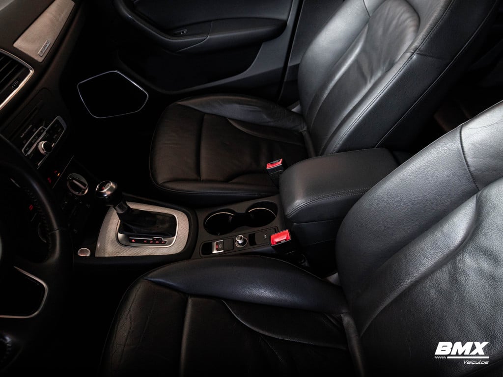 Imagem do veículo AUDI Q3 2.0 TFSI AMBITION QUATTRO 4P GASOLINA S TRONIC