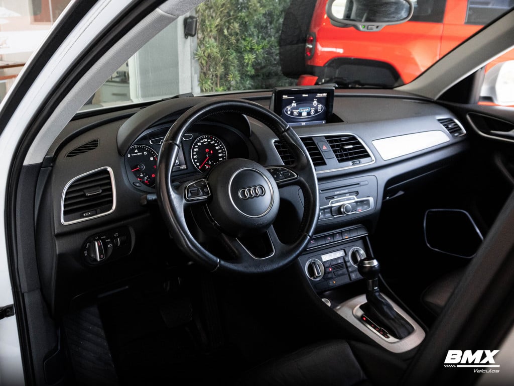 Imagem do veículo AUDI Q3 2.0 TFSI AMBITION QUATTRO 4P GASOLINA S TRONIC