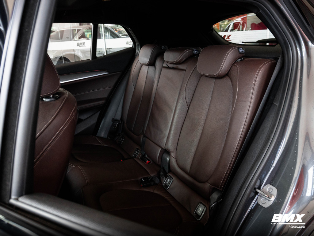 Imagem do veículo BMW X2 2.0 16V TURBO ACTIVEFLEX SDRIVE20I M SPORT X STEPTRONIC