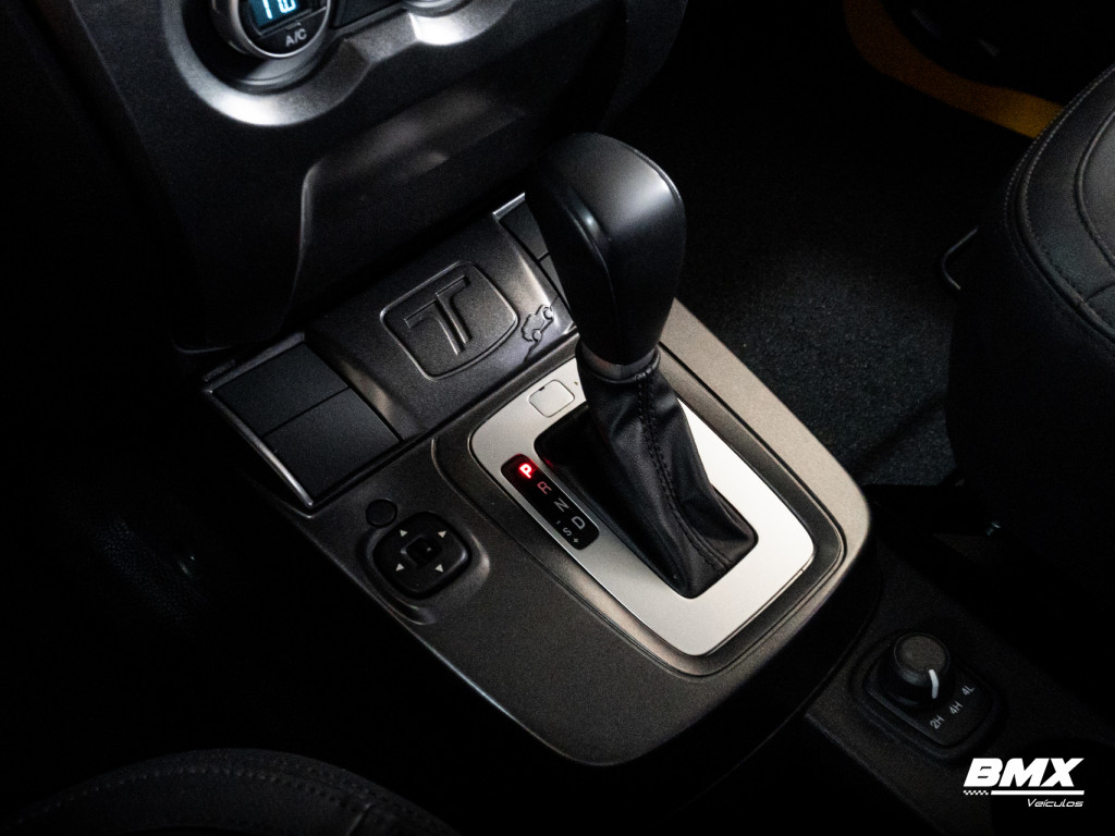 Imagem do veículo TROLLER T4 3.2 XLT 4X4 20V TURBO INTERCOOLER DIESEL 2P AUTOMÁTICO