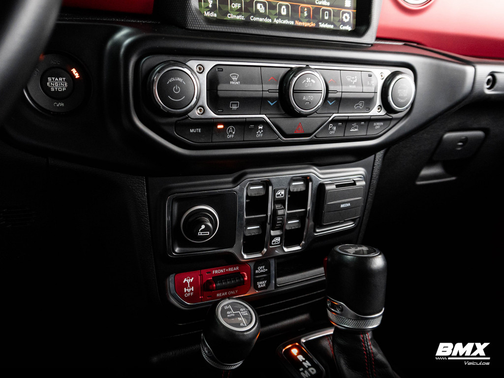 Imagem do veículo JEEP WRANGLER 2.0 TURBO GASOLINA RUBICON 4P 4X4 AT8