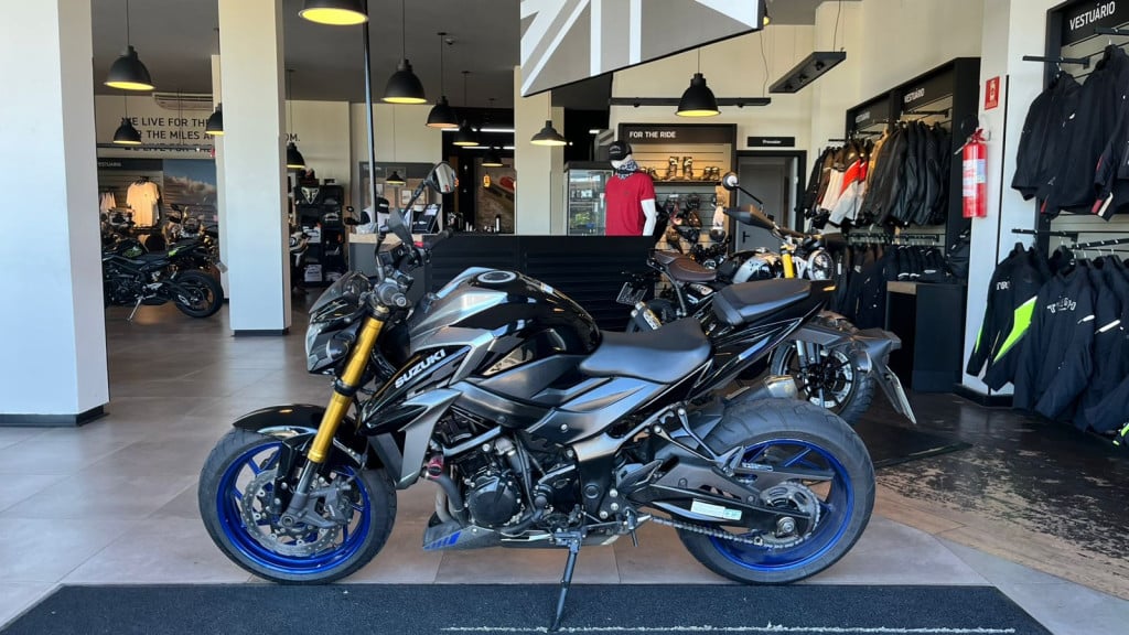 Imagem do veículo Suzuki GSX-S 750