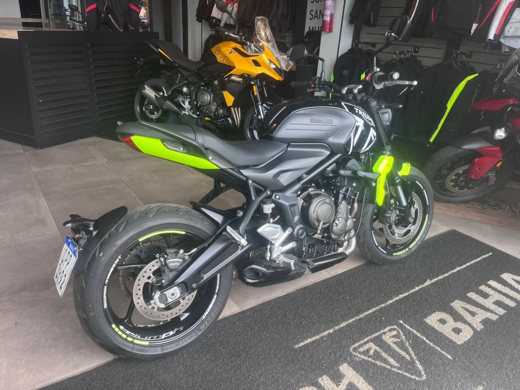 Imagem do veículo Triumph Trident 660